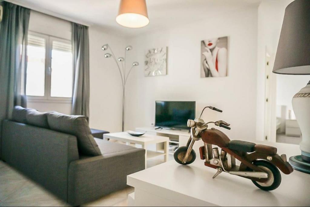 Appartamento Luminoso Apartamento Centro Triana Siviglia Esterno foto